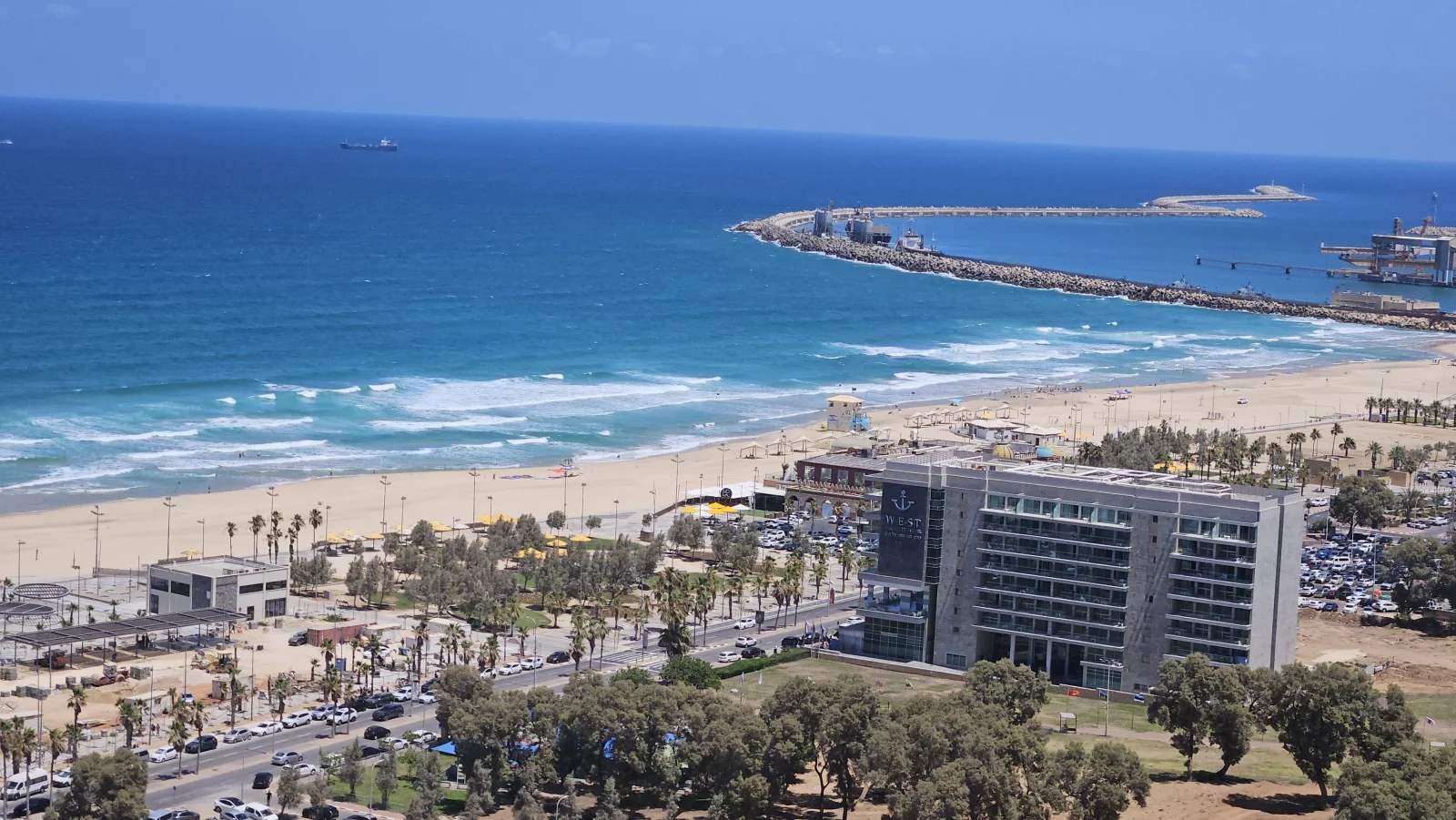 À procura de uma qualidade de vida excecional? Primeira linha de mar